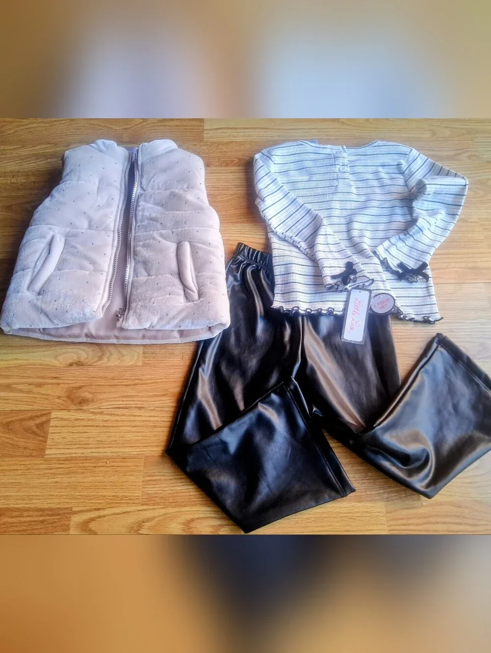 NWT  3 Piece  Faux Leather black Pants Top Puffy Vest With Sparkle Sz 4 5 6 - Picture 6 of 14